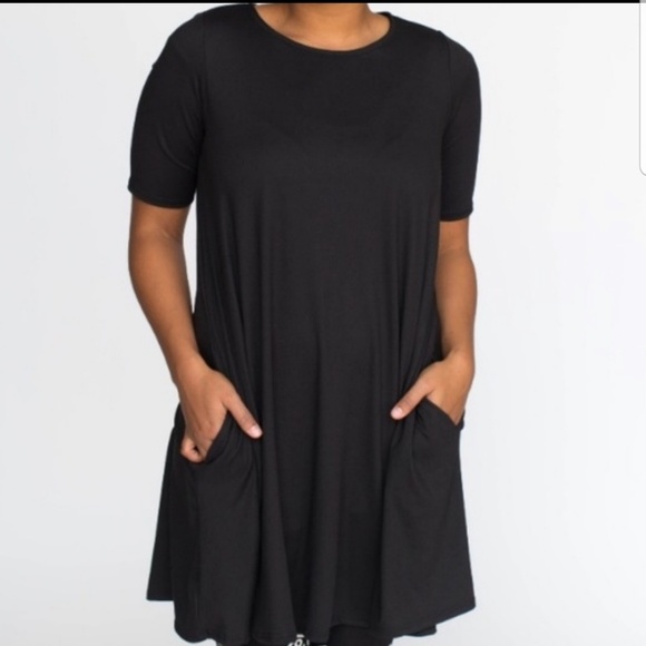 Black Swing Tunic by Agnes & Dora - Picture 2 of 2